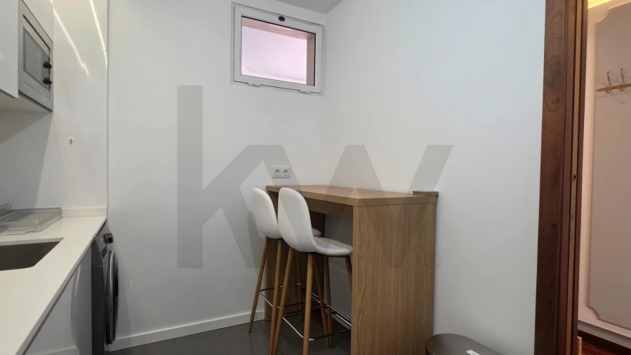 Apartamento T1 para Arrendamento em Funchal (São Pedro) Foto 9