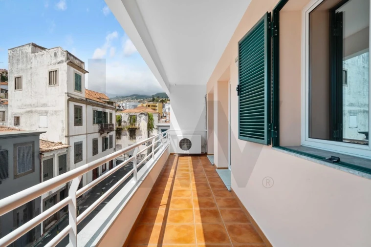 Apartamento T1 para Arrendamento em Funchal (São Pedro) Foto 10