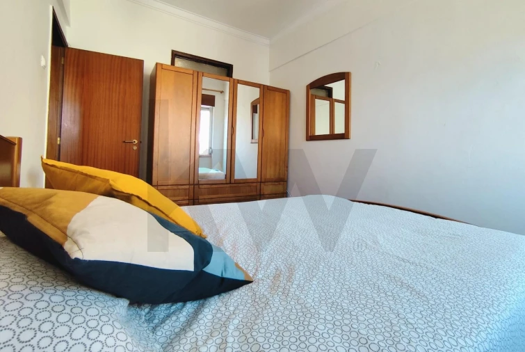 Apartamento T2 para Arrendamento em Odivelas Foto 9