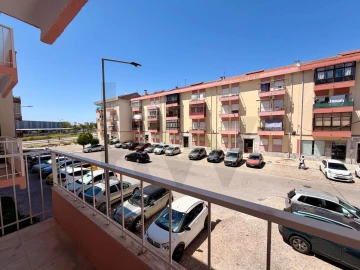 Apartamento T2 para Arrendamento em Barreiro e Lavradio
