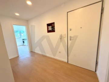 Apartamento T2 para Arrendamento em Barreiro e Lavradio