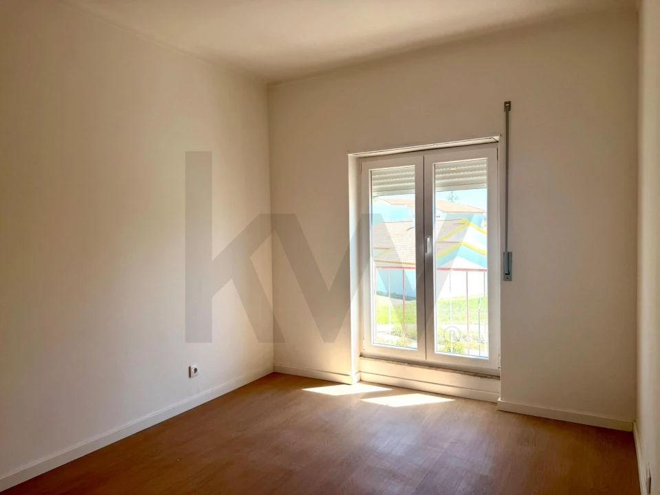 Apartamento T2 para Arrendamento em Barreiro e Lavradio Foto 3