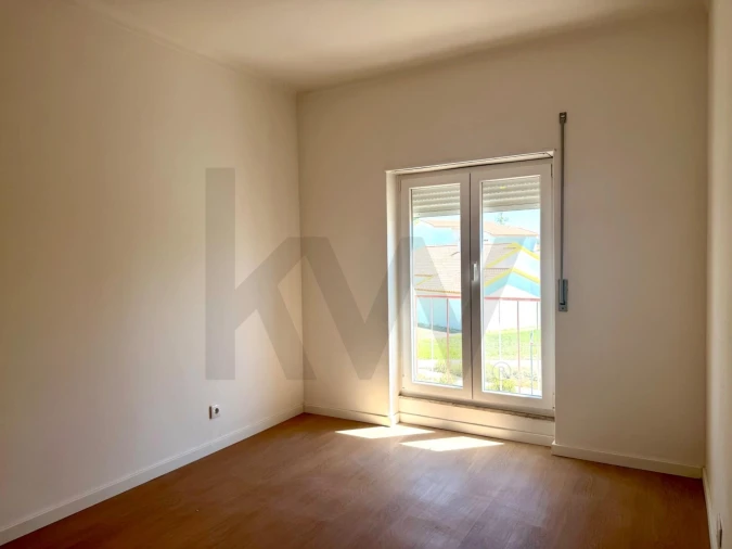 Apartamento T2 para Arrendamento em Barreiro e Lavradio Foto 3