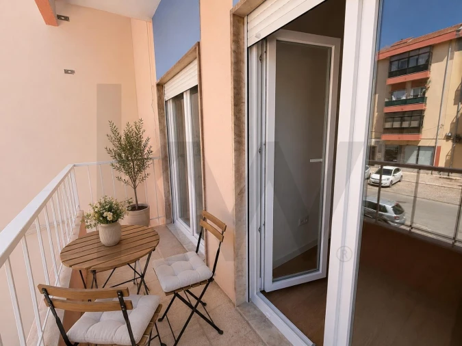 Apartamento T2 para Arrendamento em Barreiro e Lavradio Foto 10