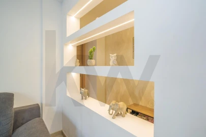 Apartamento T4 para Venda em Laranjeiro e Feijó