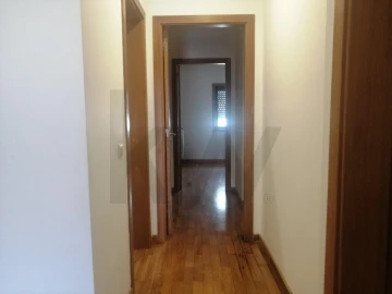 Apartamento T3 para Arrendamento em Parque das Nações