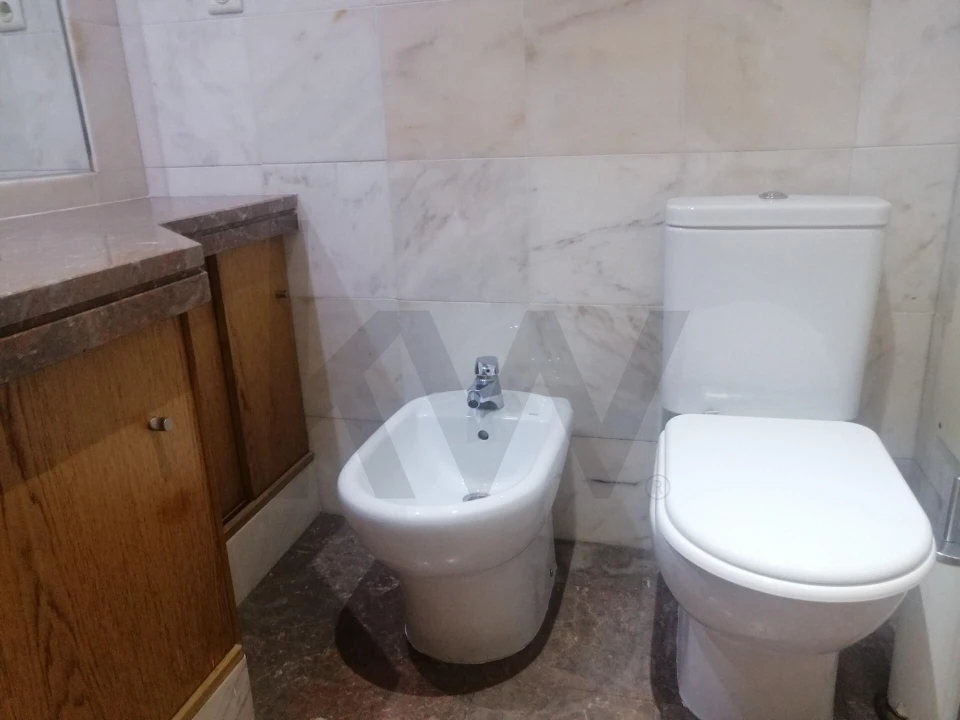 Apartamento T3 para Arrendamento em Parque das Nações Foto 24