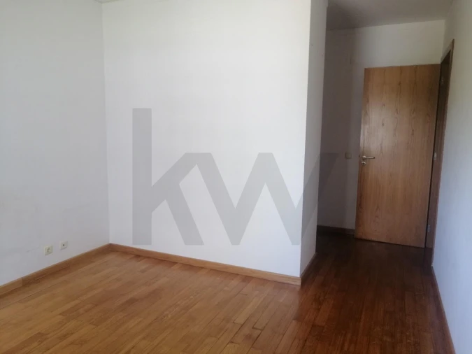 Apartamento T3 para Arrendamento em Parque das Nações Foto 14