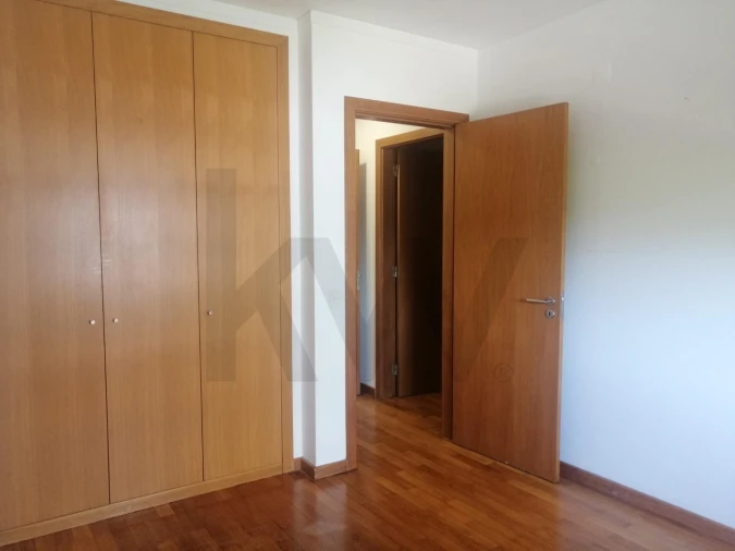 Apartamento T3 para Arrendamento em Parque das Nações Foto 18