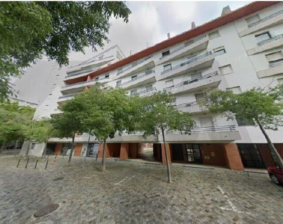 Apartamento T3 para Arrendamento em Parque das Nações Foto 26