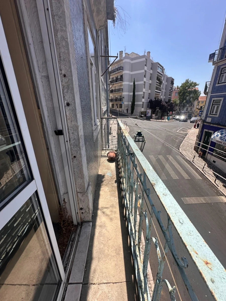 Apartamento T2 para Venda em Misericórdia Foto 14