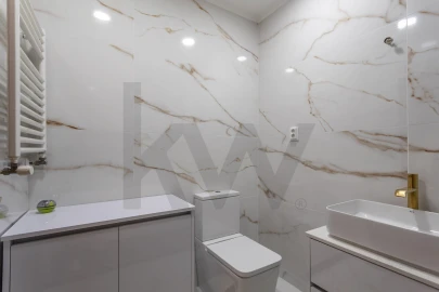 Apartamento T3 para Venda em Oeiras e São Julião da Barra, Paço de Arcos e Caxias