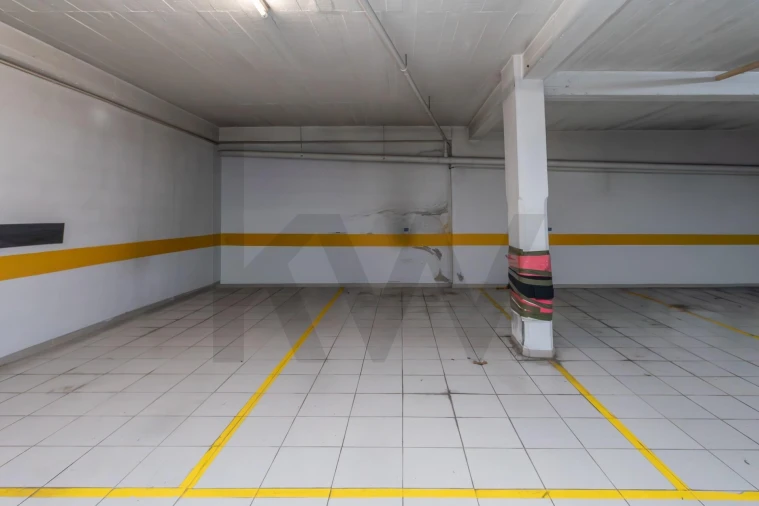 Apartamento T3 para Venda em Oeiras e São Julião da Barra, Paço de Arcos e Caxias Foto 14