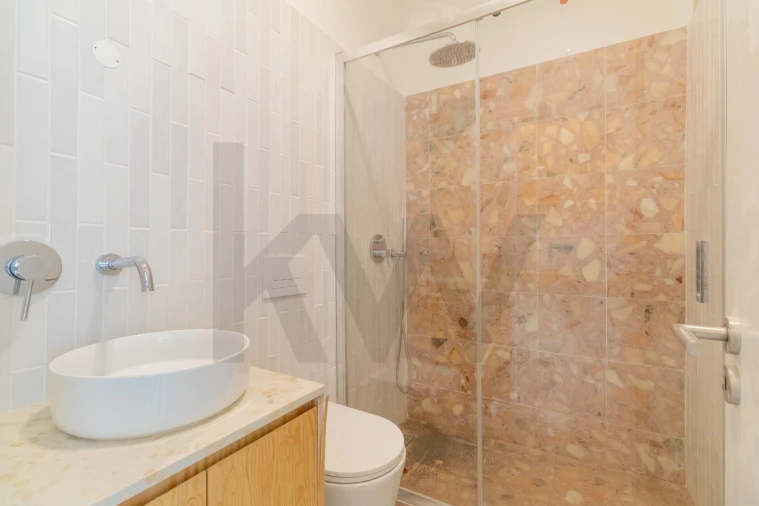 Apartamento T1 para Venda em São Vicente Foto 8