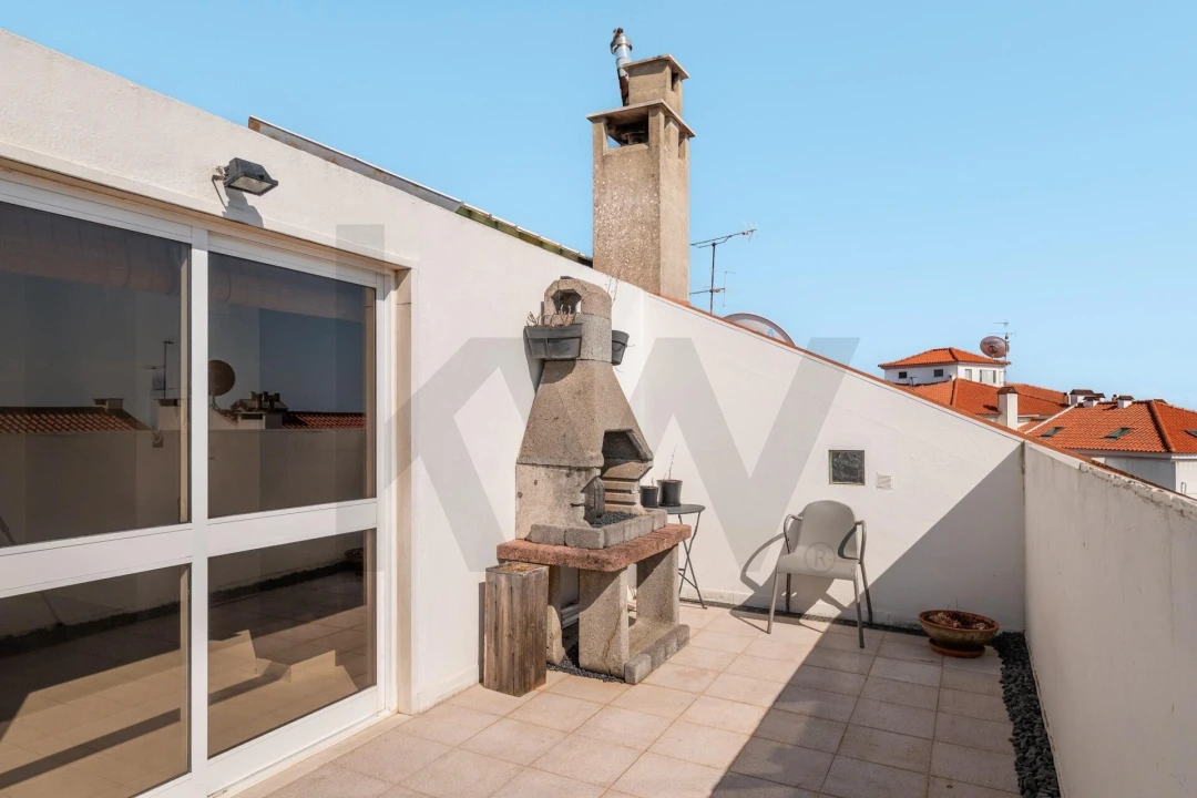 Apartamento T3 para Venda em São Domingos de Rana Foto 35