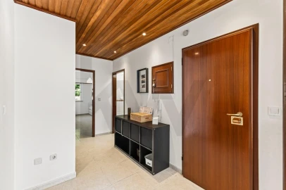 Apartamento T3 para Venda em São Domingos de Rana