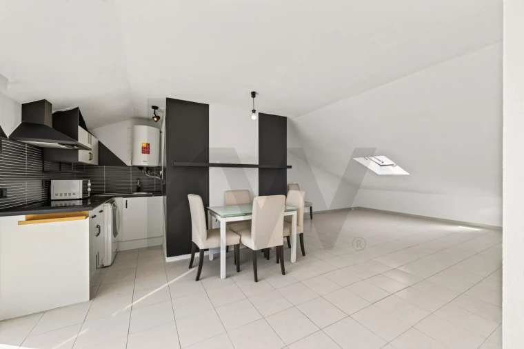 Apartamento T3 para Venda em São Domingos de Rana Foto 23