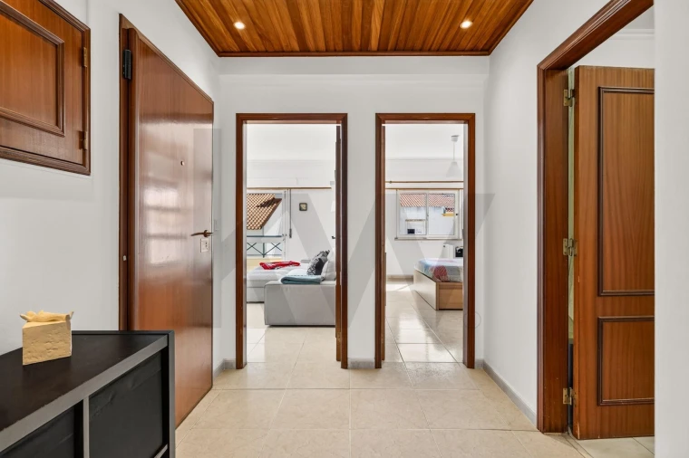 Apartamento T3 para Venda em São Domingos de Rana Foto 10