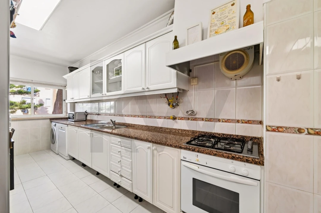 Apartamento T3 para Venda em São Domingos de Rana Foto 6