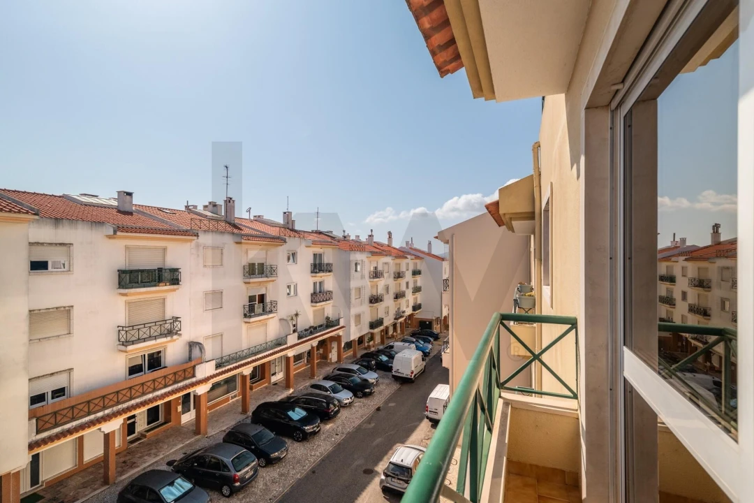 Apartamento T3 para Venda em São Domingos de Rana Foto 3