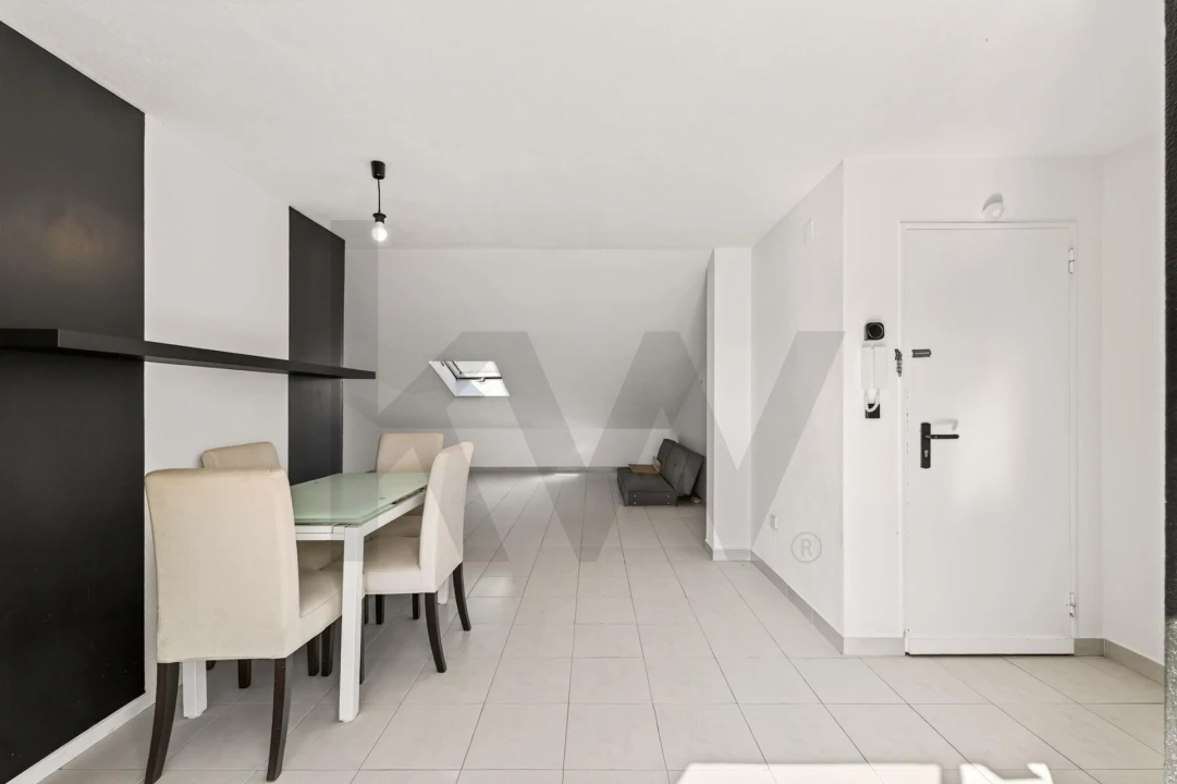 Apartamento T3 para Venda em São Domingos de Rana Foto 24
