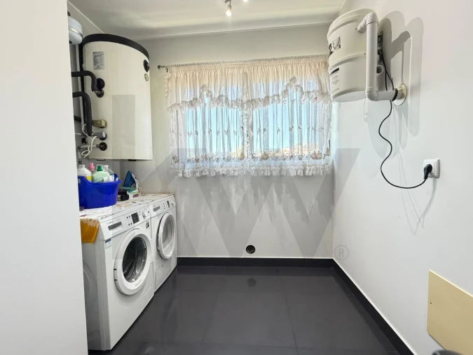 Apartamento T3 para Venda em São Martinho Foto 8