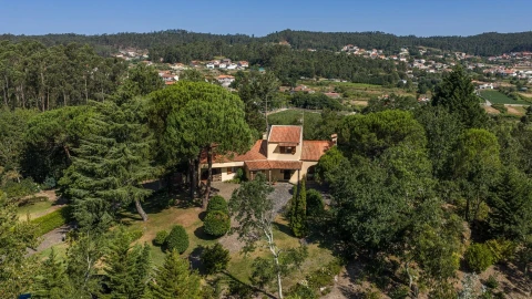 Quinta T5 para Venda em Palmeira de Faro e Curvos