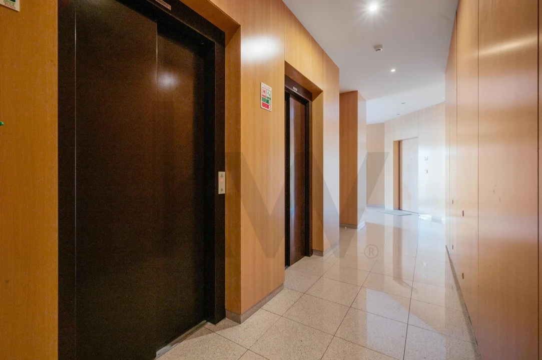 Apartamento T3 para Arrendamento em Sacavém e Prior Velho Foto 31