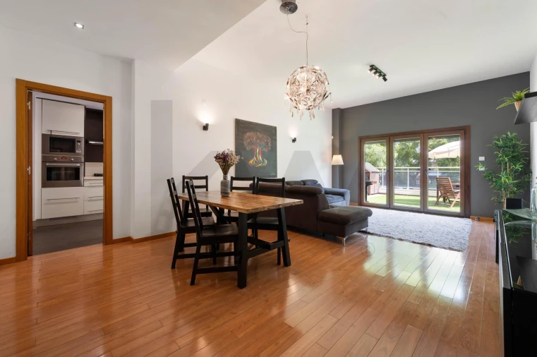 Apartamento T3 para Arrendamento em Sacavém e Prior Velho Foto 13