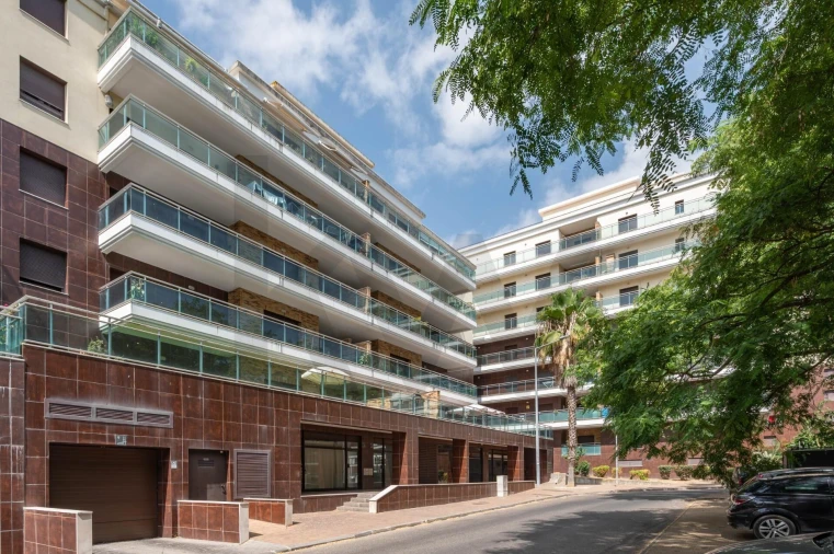Apartamento T3 para Arrendamento em Sacavém e Prior Velho Foto 32