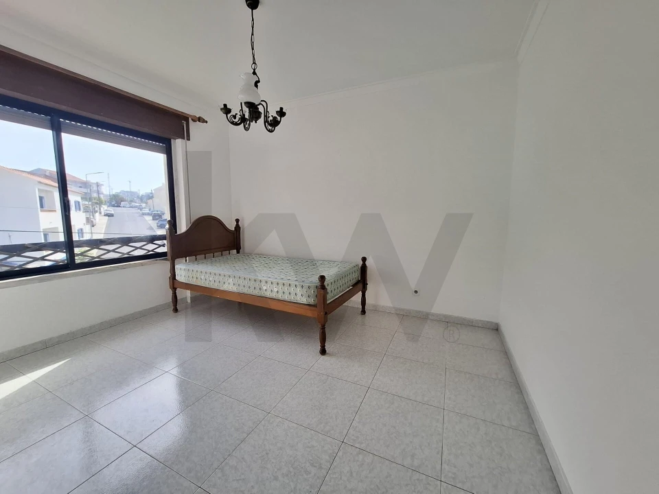 Apartamento T2 para Arrendamento em Ericeira Foto 18