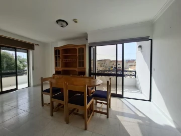 Apartamento T2 para Arrendamento em Ericeira
