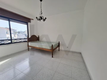 Apartamento T2 para Arrendamento em Ericeira