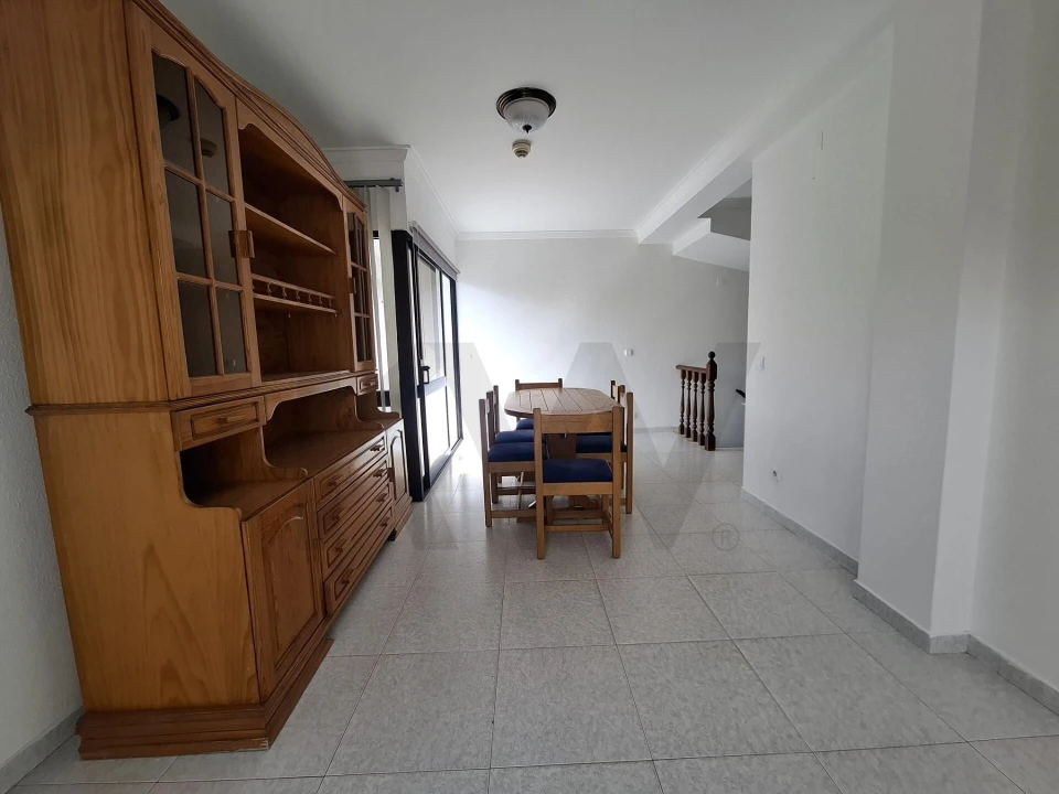 Apartamento T2 para Arrendamento em Ericeira Foto 6