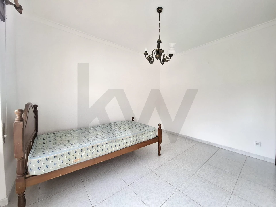 Apartamento T2 para Arrendamento em Ericeira Foto 17
