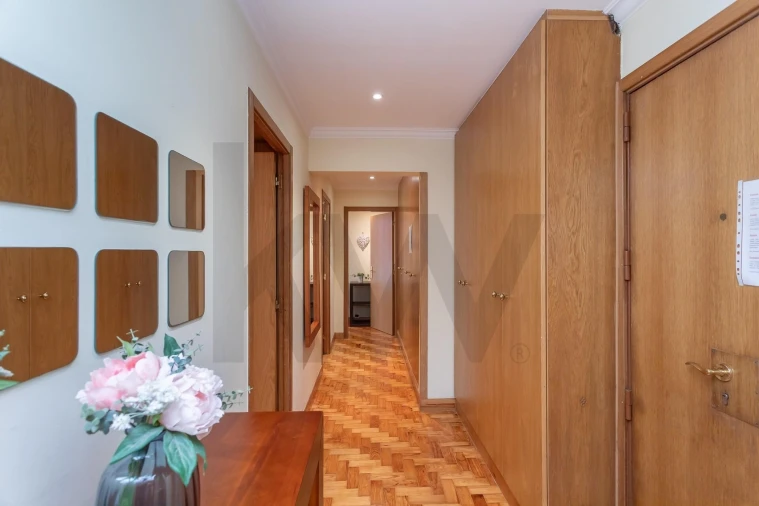 Apartamento T4 para Venda em Olivais Foto 16
