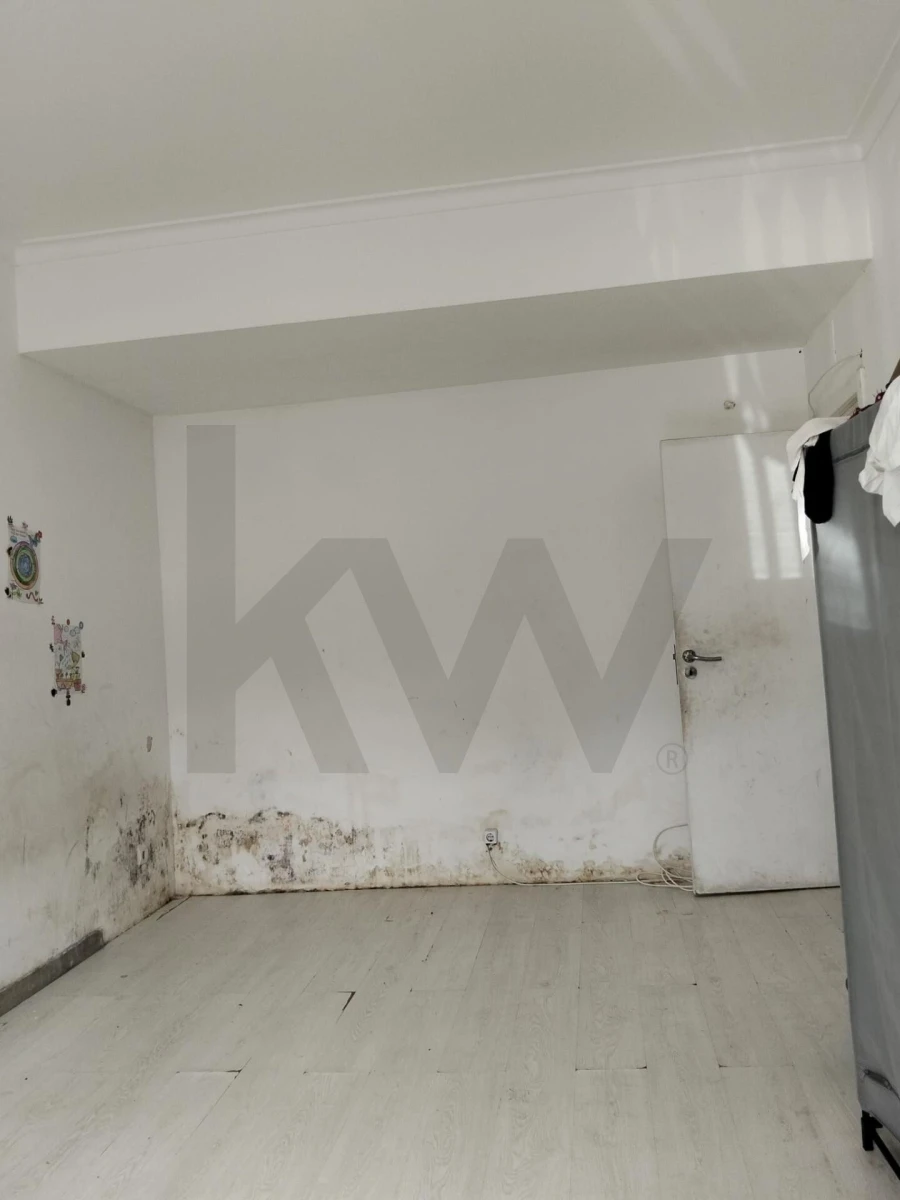 Apartamento T2 para Venda em Amora Foto 15