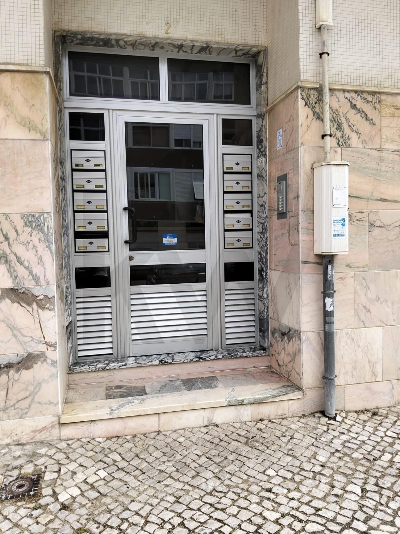 Apartamento T2 para Venda em Amora Foto 3