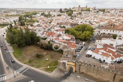 Moradia T3 para Venda em Évora (São Mamede, Sé, São Pedro e Santo Antão)