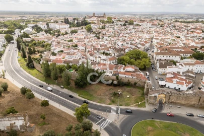 Moradia T3 para Venda em Évora (São Mamede, Sé, São Pedro e Santo Antão)