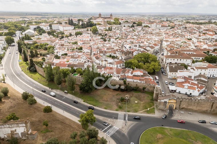 Moradia T3 para Venda em Évora (São Mamede, Sé, São Pedro e Santo Antão) Foto 39