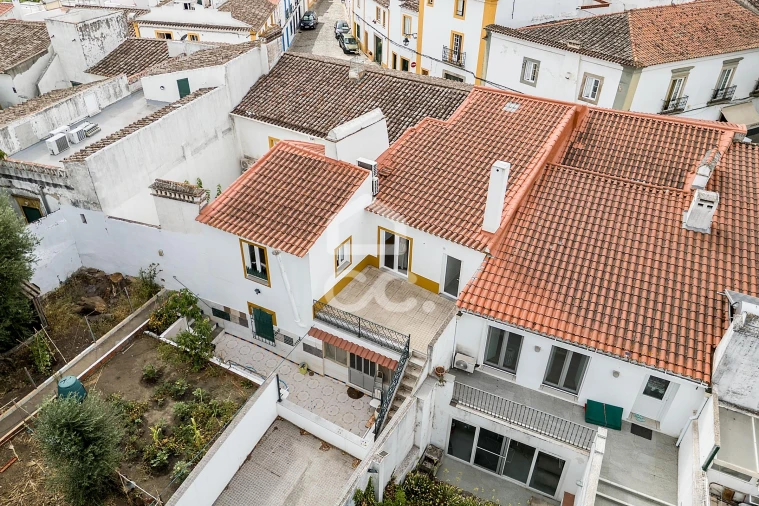 Moradia T3 para Venda em Évora (São Mamede, Sé, São Pedro e Santo Antão) Foto 44