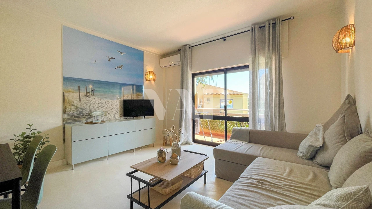 Apartamento T2 para Venda em Quarteira Foto 1