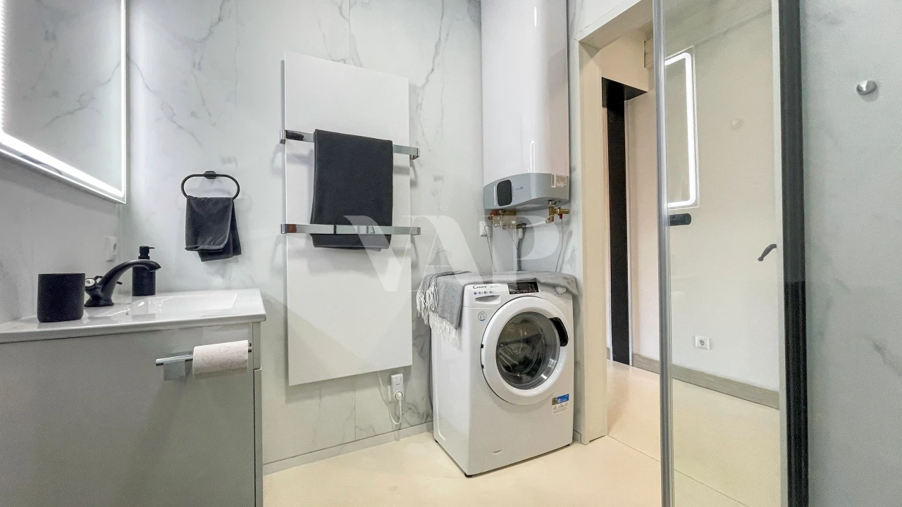 Apartamento T2 para Venda em Quarteira Foto 17