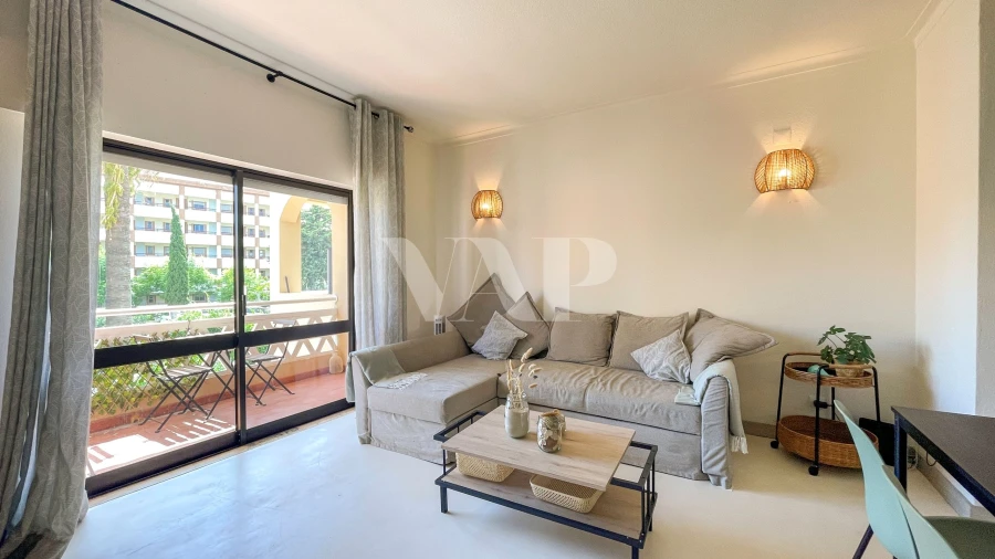 Apartamento T2 para Venda em Quarteira Foto 9