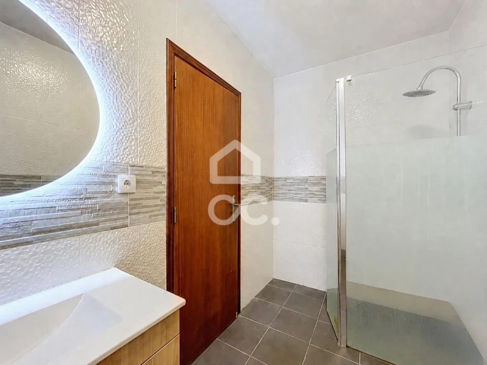 Apartamento T2 para Venda em Caldas da Rainha - Santo Onofre e Serra do Bouro Foto 5