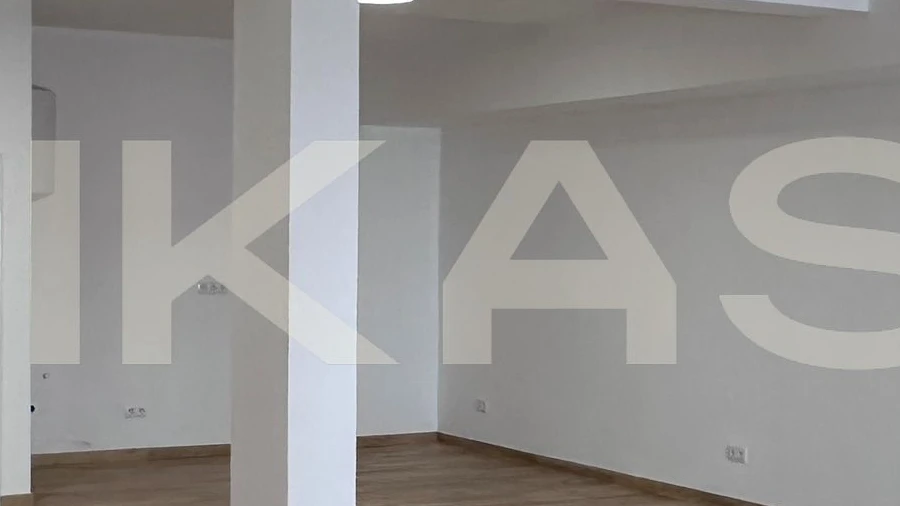 Armazém para Arrendamento em Lagos (São Sebastião e Santa Maria)