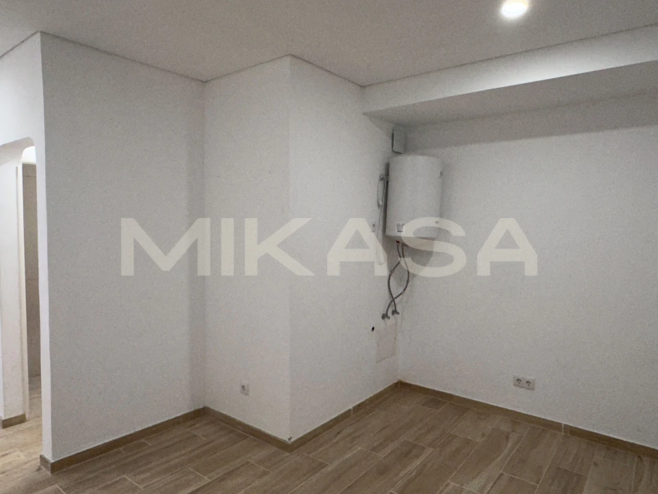 Armazém para Arrendamento em Lagos (São Sebastião e Santa Maria) Foto 10