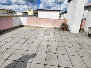 Apartamento T3 para Venda em Estômbar e Parchal