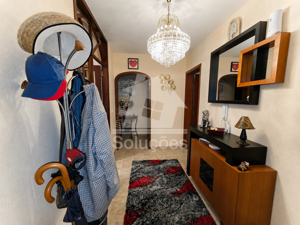 Apartamento T3 para Venda em Estômbar e Parchal Foto 3